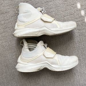Fenty x Puma sneakers size 7.5